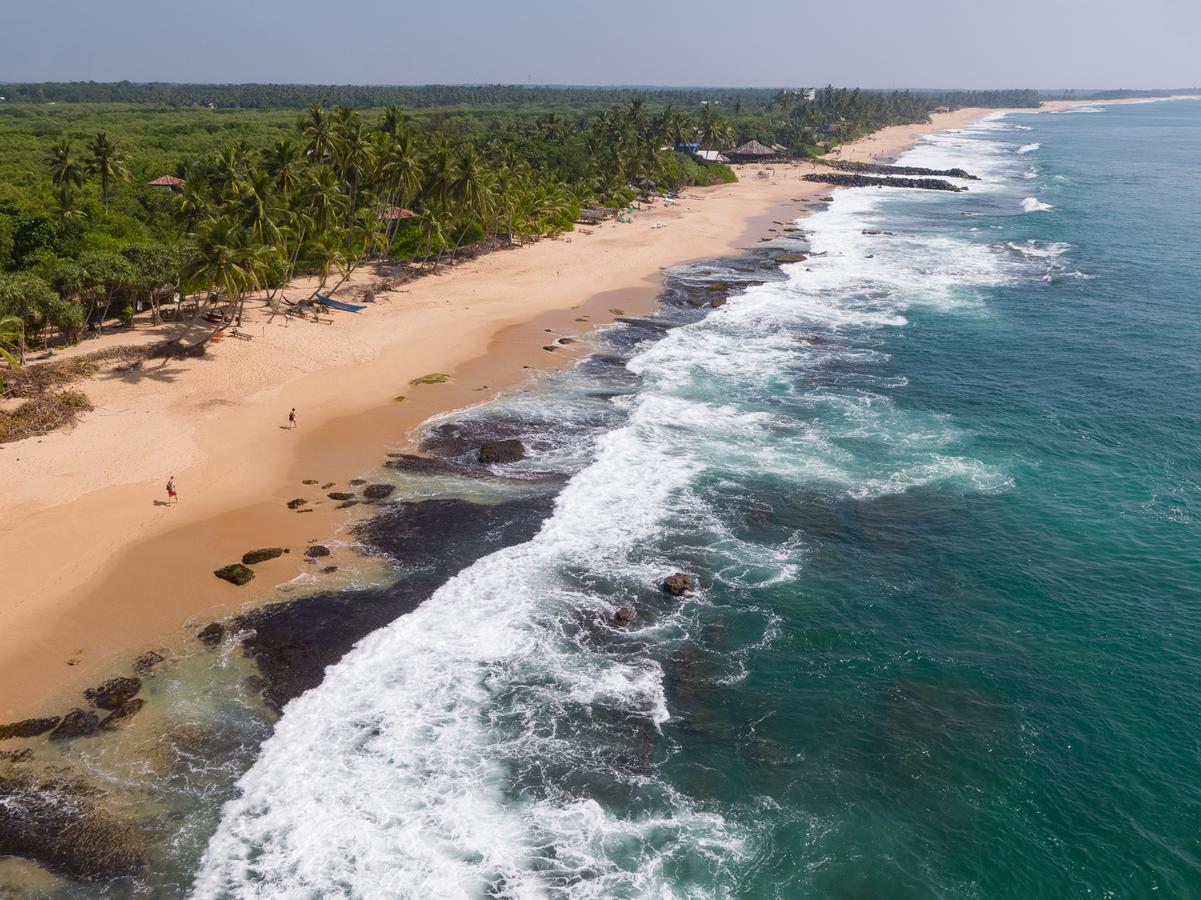 Autumn Moon Beach Cabanas Tangalle Esterno foto
