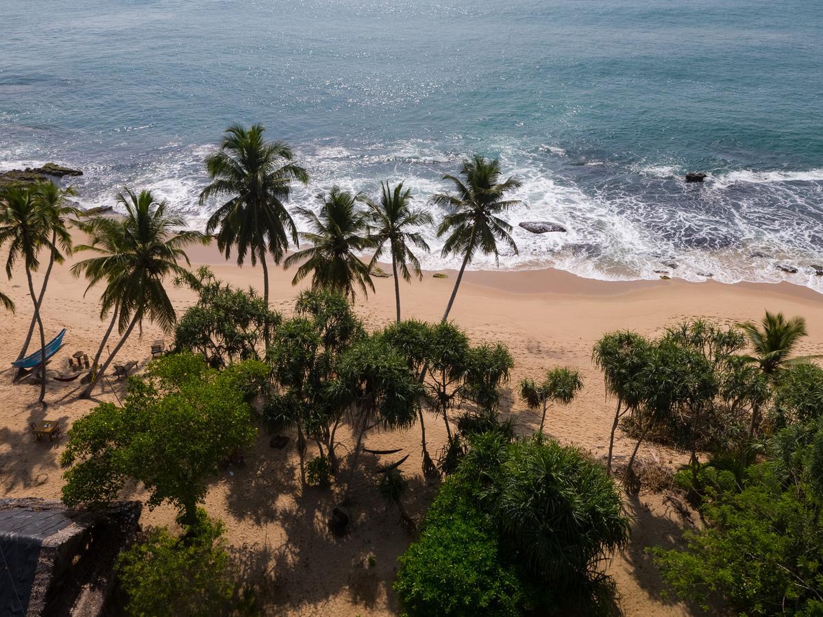 Autumn Moon Beach Cabanas Tangalle Esterno foto